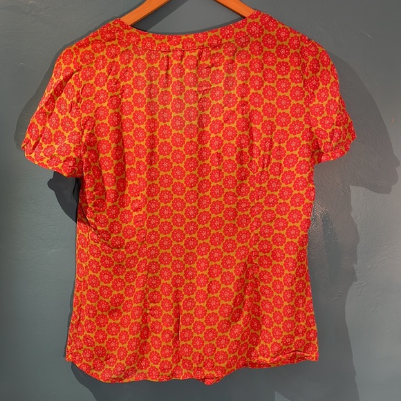 Boden semi-sheer floral blouse orange and green size 8 - Picture 3 of 5